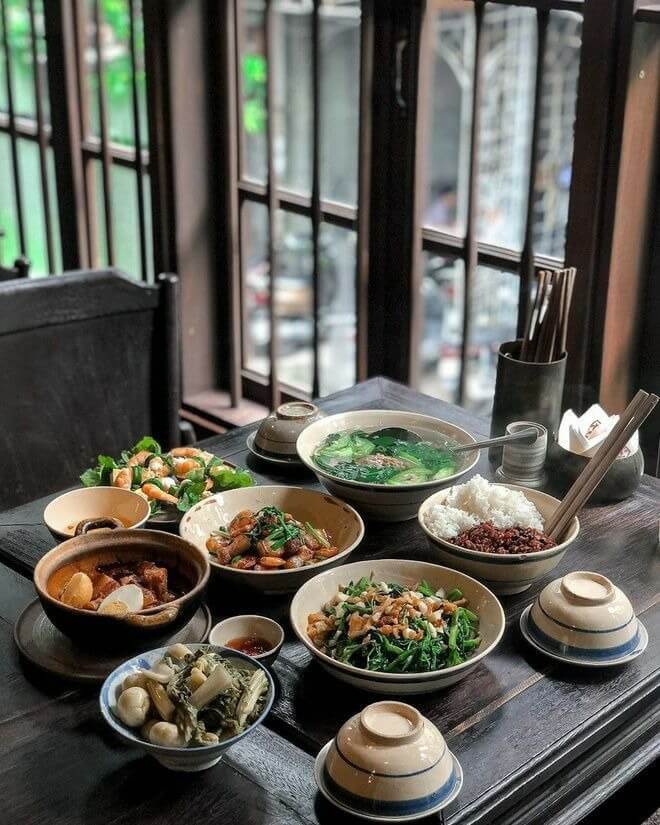 You are currently viewing Cho thuê dịch vụ chụp ảnh quảng cáo món ăn, nhà hàng ở Hà Nội – Giải pháp nâng tầm thương hiệu ẩm thực