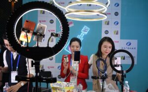 Read more about the article Cho Thuê Dịch Vụ Quay Video Livestream Bán Hàng Ở Bắc Ninh – Giải Pháp Bán Hàng Hiệu Quả Thời 4.0