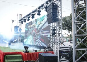 Read more about the article Cho thuê loa sân khấu, đèn sân khấu chuyên nghiệp ở Bình Định 77– Giải pháp hoàn hảo cho mọi sự kiện