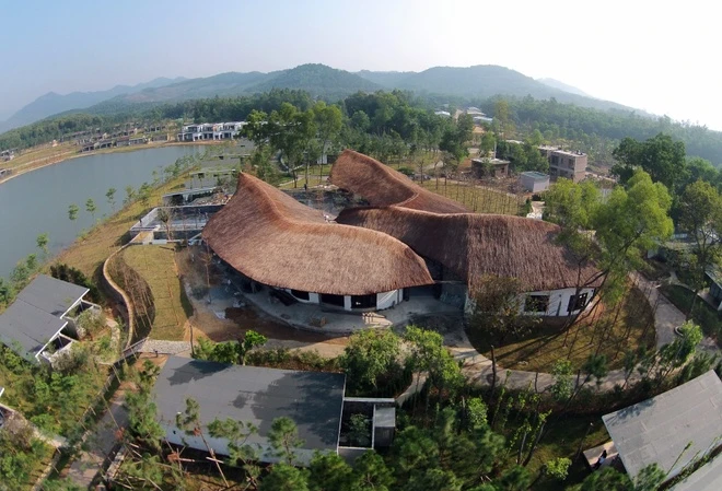 Read more about the article Thuê quay phim flycam cho dự án du lịch, resort ở Quảng Ninh 14– Nâng tầm thương hiệu từ góc nhìn trên cao