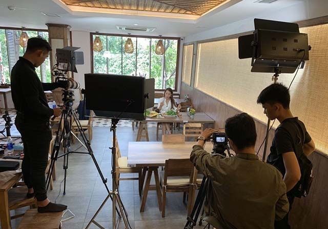 You are currently viewing Cho Thuê Dịch Vụ Quay Video Quảng Cáo Sản Phẩm, TVC Doanh Nghiệp Ở Thành Phố Đà Nẵng
