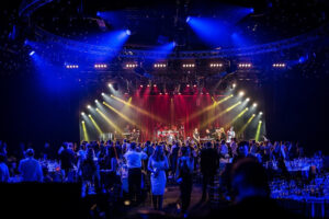 Read more about the article Dịch Vụ Chụp Ảnh Sự Kiện Công Ty, Gala Dinner Ở Hải Phòng – Chuyên Nghiệp, Ấn Tượng, Đúng Tiến Độ