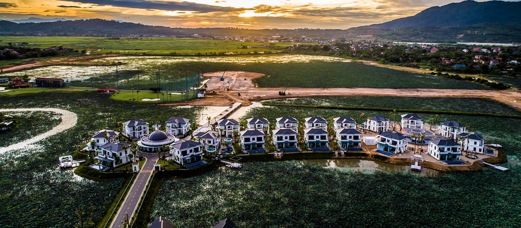 You are currently viewing Thuê quay phim flycam cho dự án du lịch, resort ở Lâm Đồng 49– Khám phá vẻ đẹp cao nguyên từ trên cao