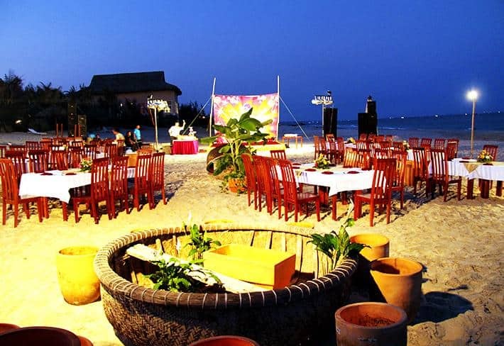 You are currently viewing Thuê Thiết Bị Sân Khấu Theo Ngày, Theo Giờ Ở Ninh Thuận 85 Có Được Không? – Giải Pháp Linh Hoạt Cho Mọi Sự Kiện