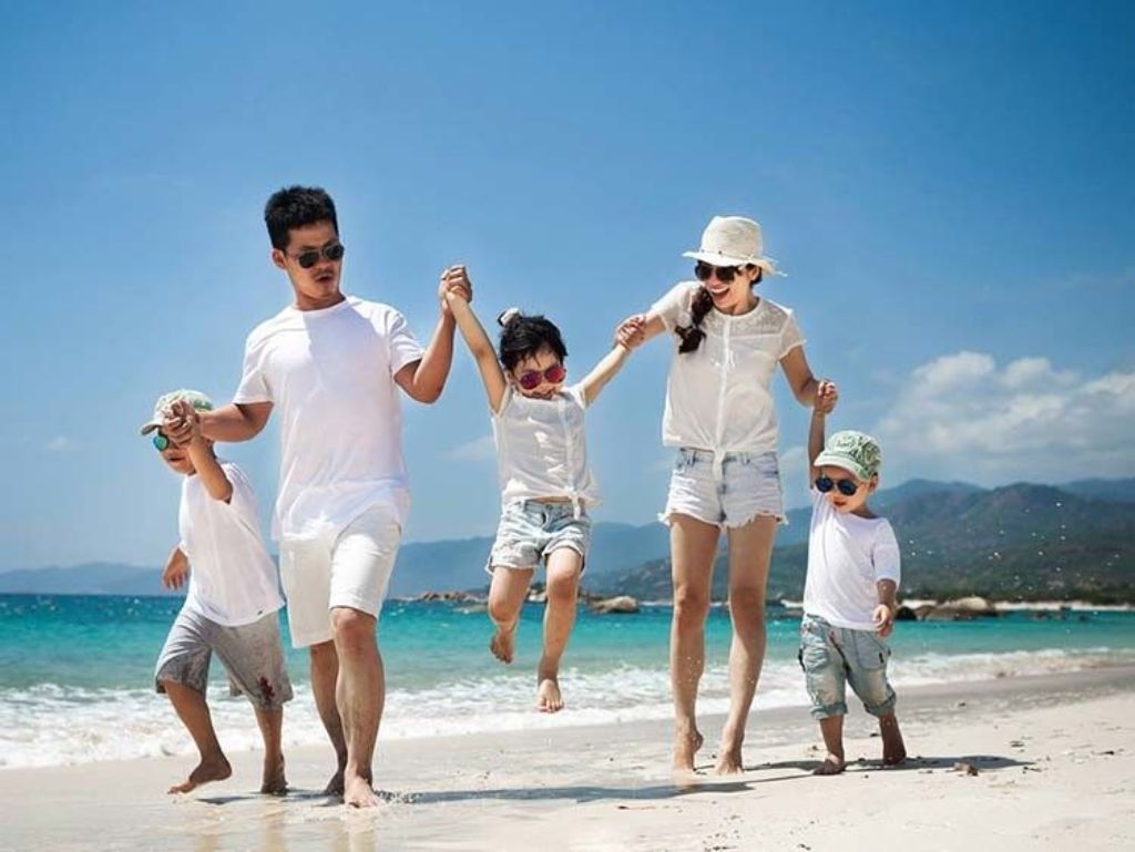 You are currently viewing Dịch Vụ Chụp Ảnh Nghệ Thuật, Ngoại Cảnh Cho Gia Đình Và Bé Yêu Tại Phú Yên