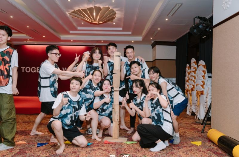 You are currently viewing Team Building Là Gì? Lợi Ích & Các Hình Thức Tổ Chức Phổ Biến Năm 2025 Tại Huế