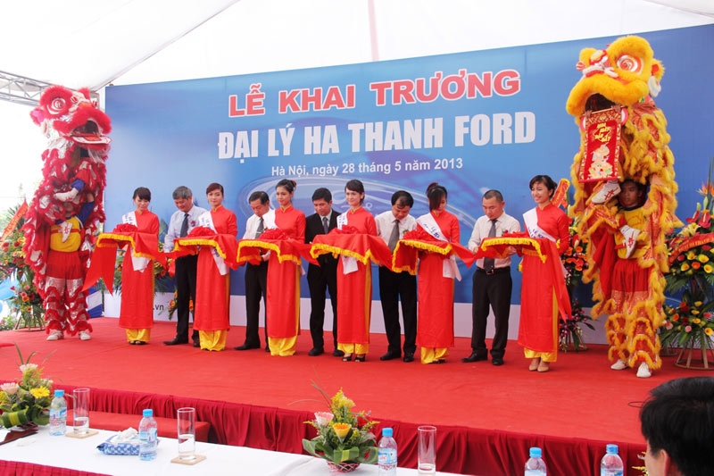 You are currently viewing So sánh tổ chức sự kiện nội bộ và sự kiện ngoài trời: Lựa chọn nào hiệu quả hơn tại Bình Định 77?