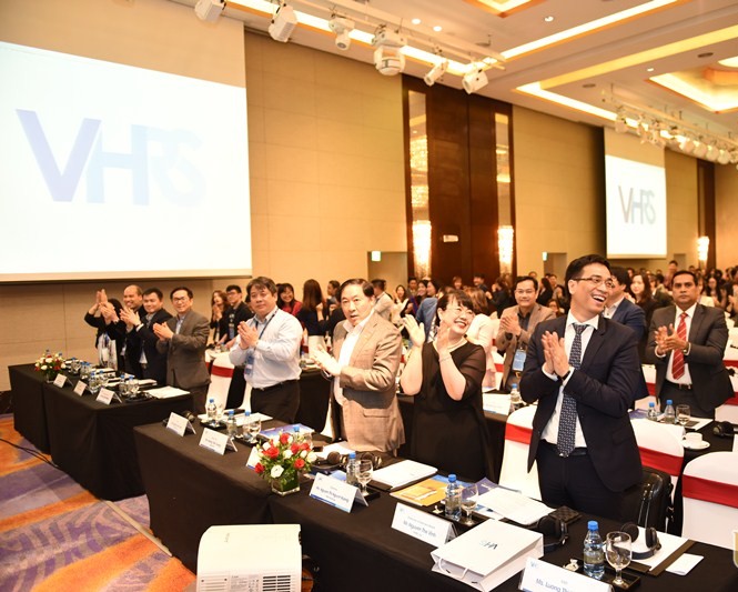 Read more about the article Tổ chức hội thảo – hội nghị chuyên nghiệp tại Hưng Yên 89: Kinh nghiệm & lưu ý cần biết