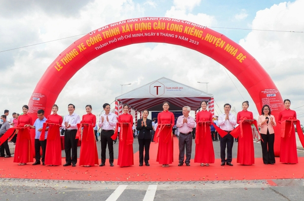 You are currently viewing So sánh tổ chức sự kiện nội bộ và sự kiện ngoài trời: Lựa chọn nào hiệu quả hơn tại Bắc Ninh 99?